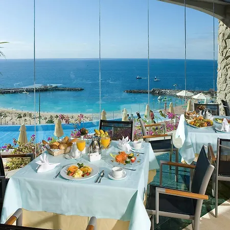 Gloria Palace Royal &